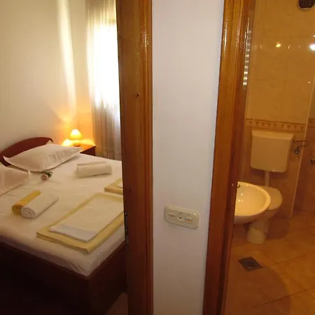 Dobre 3* Makarska